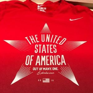 Nike T-shirt